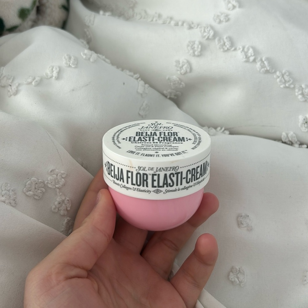 SOL DE JANEIRO “ELASTI CREAM”